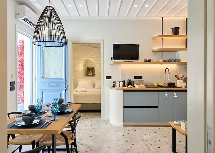 Apaggio Boutique House