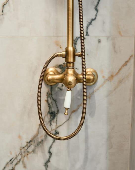 Apaggio Boutique House *