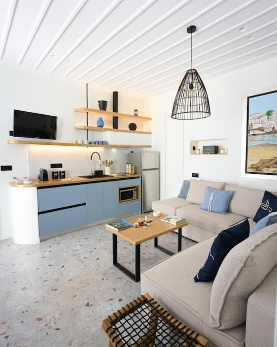 Apaggio Boutique House Holiday home *